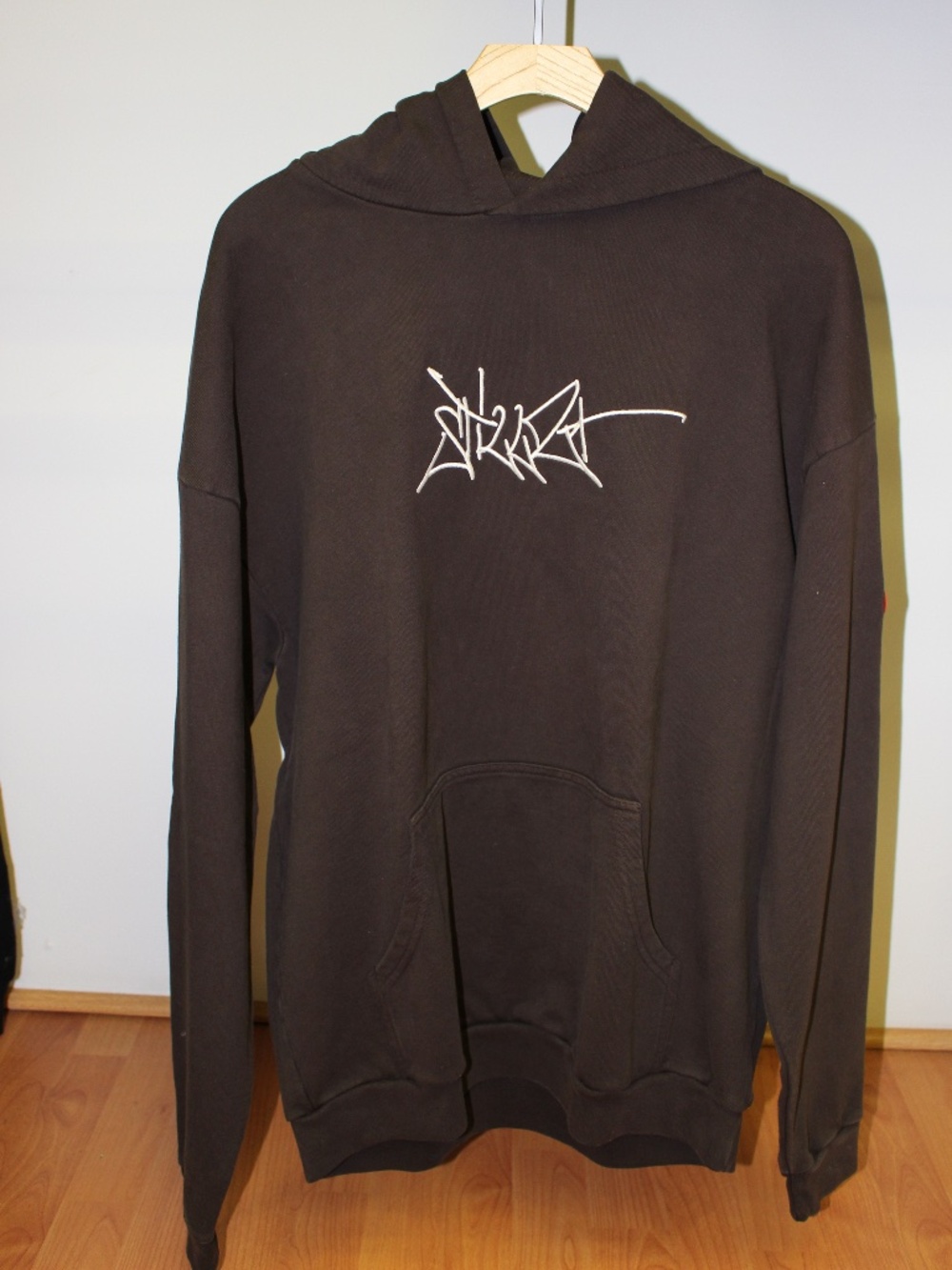 Stay Stillz Stillz Throwie Hoodie - Brown